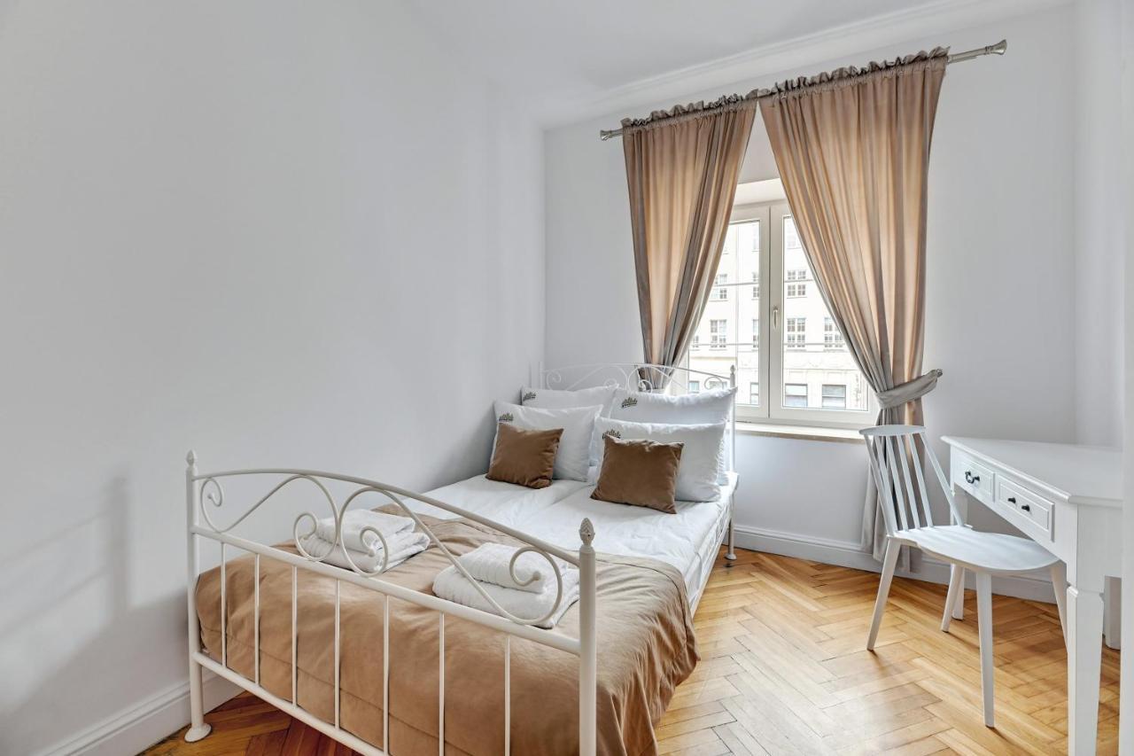 Dlugi Targ Street, Main Old Town & Riverside By Downtown Apartments Gdansk Exterior foto